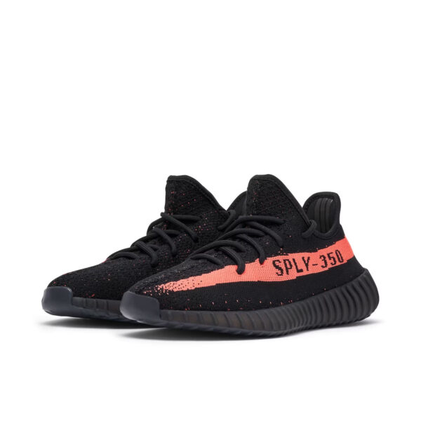 Yeezy Boost 350 V2 "Core Red Black 2016/2022"